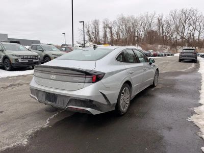 2024 Hyundai Sonata Hybrid SEL - Photo 4