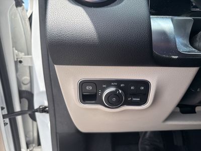 2022 Mercedes-Benz GLB - Photo 19