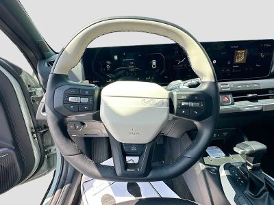 2026 Kia K4 — photo 11 view