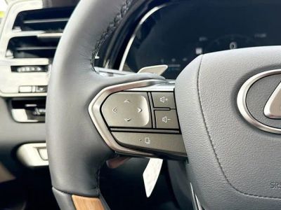 2026 Lexus RX — photo 39 view