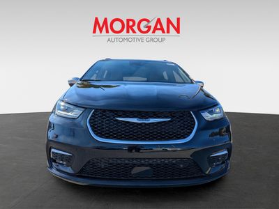 2026 Chrysler Pacifica — side profile view