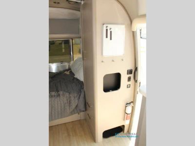 2025 Airstream Caravel — photo 15 view