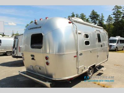2025 Airstream Caravel — detail view