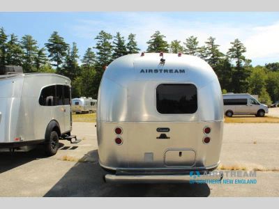 2025 Airstream Caravel — interior view
