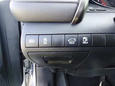 2023 Toyota Camry - Photo 13