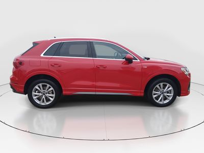 2024 Audi Q3 — photo 8 view