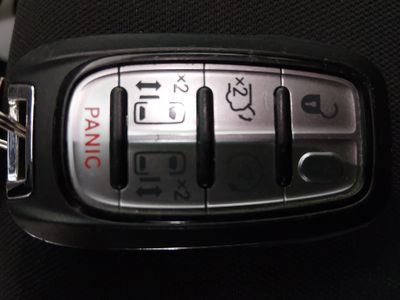 2023 Chrysler Voyager - Photo 15