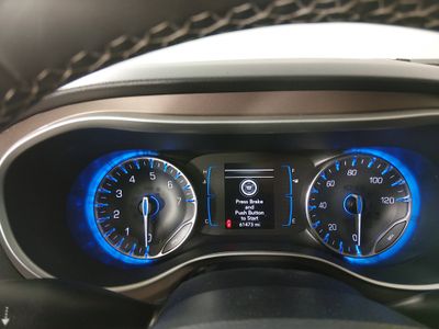 2023 Chrysler Voyager - Photo 14