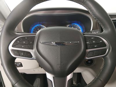 2023 Chrysler Voyager - Photo 12