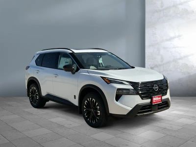 2026 Nissan Rogue — photo 8 view