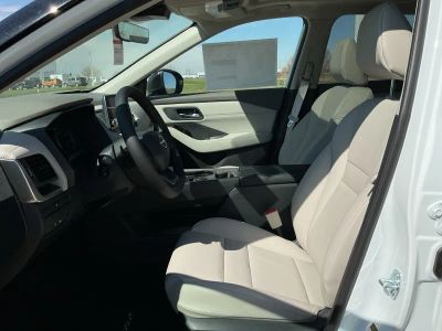 2026 Nissan Rogue — photo 9 view