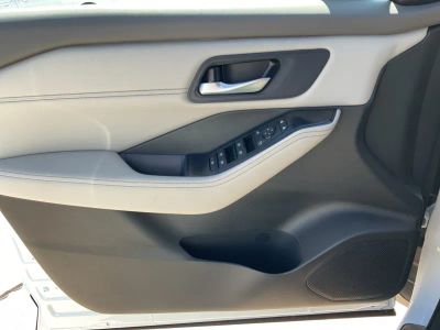 2026 Nissan Rogue — photo 20 view