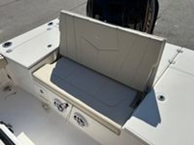2026 Robalo 226 Cayman - Photo 16