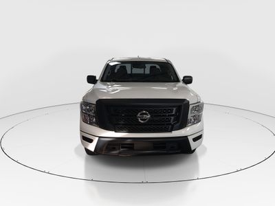 2022 Nissan Titan - Photo 2