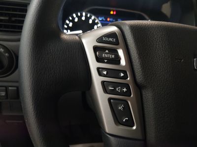 2022 Nissan Titan - Photo 12