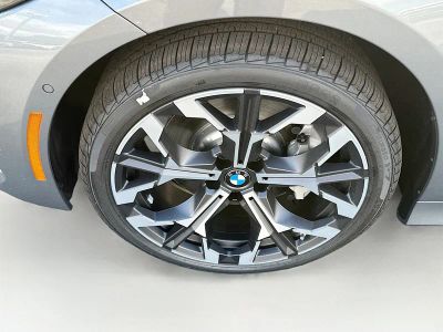 2026 BMW 3 Series — photo 26 view