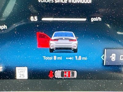2026 BMW 3 Series — photo 9 view