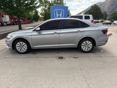 2019 Volkswagen Jetta — detail view