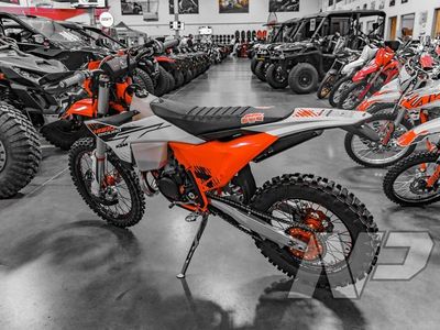 2026 KTM 300 XC-W Hardenduro - Photo 5