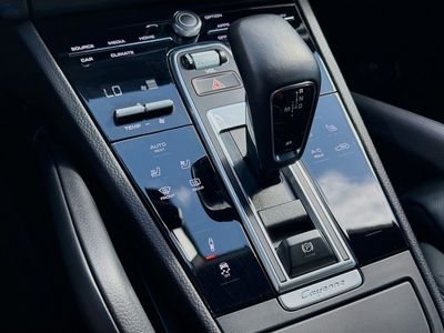 2023 Porsche Cayenne - Photo 12