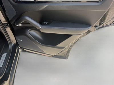 2023 Porsche Cayenne - Photo 40