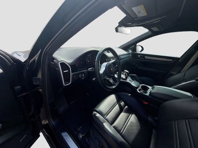 2023 Porsche Cayenne - Photo 7