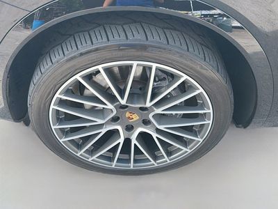 2023 Porsche Cayenne - Photo 34