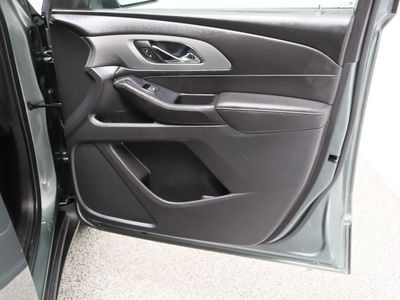 2022 Chevrolet Traverse FWD - Photo 39