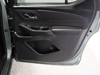 2022 Chevrolet Traverse FWD - Photo 37