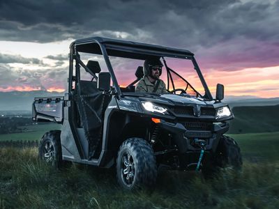 2026 CFMOTO UForce 1000 - Photo 4