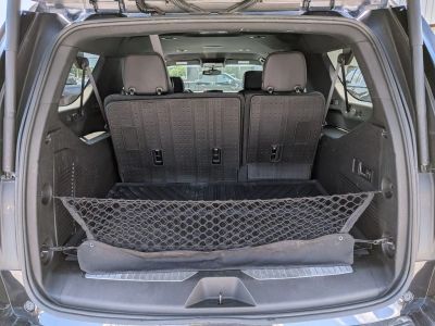 2022 Chevrolet Suburban - Photo 23