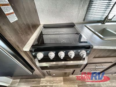 2020 Forest River RV Wildwood X-Lite - Photo 15