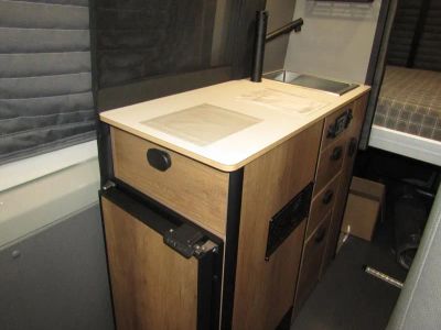 2025 Winnebago REVEL - Photo 7