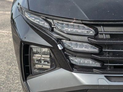 2026 Hyundai TUCSON HYBRID — photo 10 view
