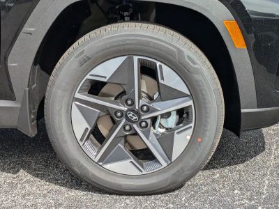 2026 Hyundai TUCSON HYBRID — photo 11 view