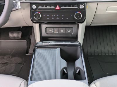 2026 Hyundai TUCSON HYBRID — photo 19 view