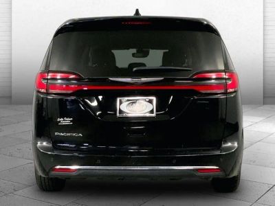 2024 Chrysler Pacifica — rear three-quarter view