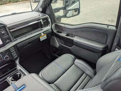 2026 Ford F-250SD — photo 17 view