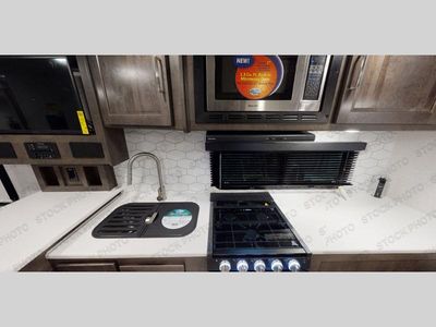 2022 Forest River RV Flagstaff Super Lite - Photo 15