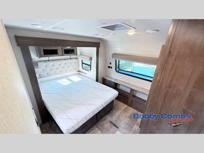 2022 Forest River RV Flagstaff Super Lite - Photo 10