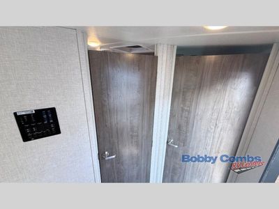 2022 Forest River RV Flagstaff Super Lite - Photo 7