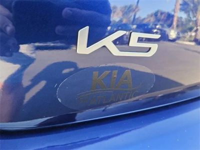 2025 Kia K5 — photo 9 view