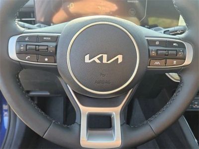 2025 Kia K5 — photo 21 view