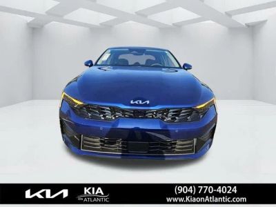 2025 Kia K5 — photo 13 view