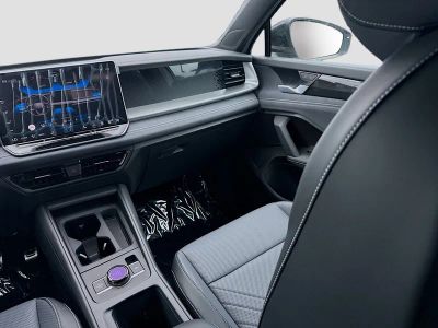 2026 Volkswagen Tiguan — photo 18 view