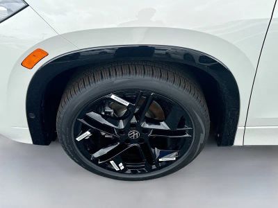 2026 Volkswagen Tiguan — photo 26 view