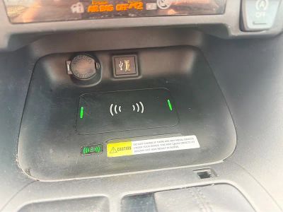 2024 Toyota RAV4 — photo 27 view