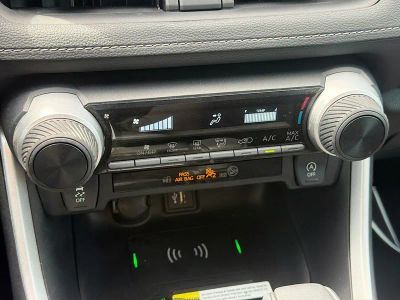 2024 Toyota RAV4 — photo 30 view