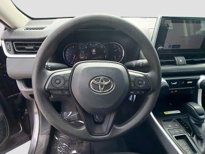2024 Toyota RAV4 — photo 35 view