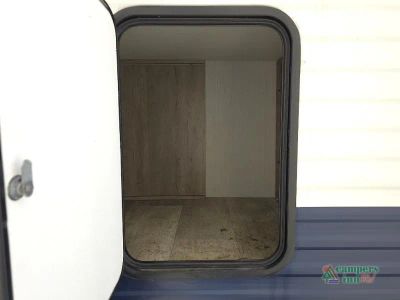 2024 Palomino Puma - Photo 10
